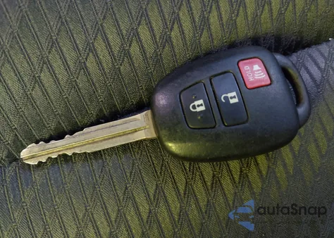 2019 Toyota Highlander Le из США, поврежденный, VIN 5TDZZRFH0KS368435